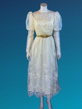 1970s Romantic Prairie Dress / Embroidered Organza Cottagecore Tea Dress XS